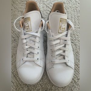 Adidas Stan Smith white sneakers - women’s size 8.5